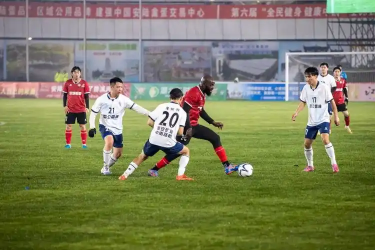 CBA联赛：深圳马可波罗 VS 广东东莞大益